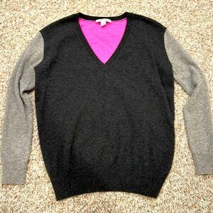 Autumn Cashmere colorblock Happy V-neck sweater size XS.